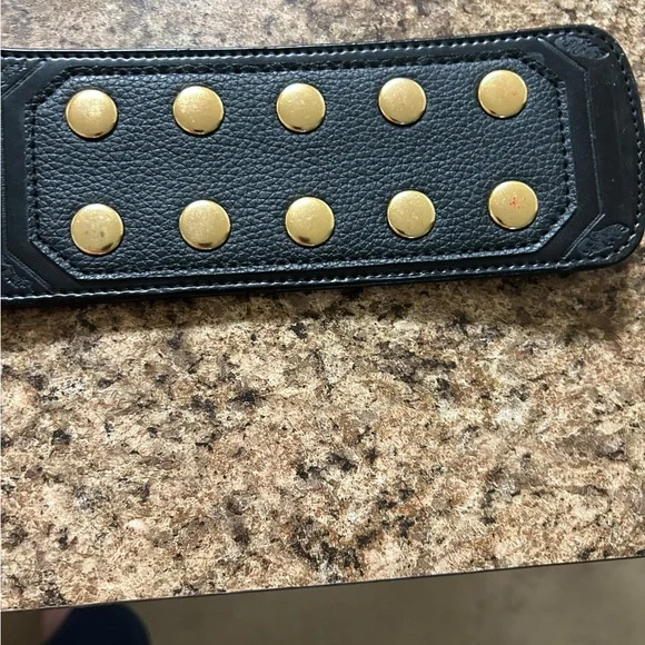 Kids Size WWE World Heavyweight Championship Belt (Shawn Michaels Nameplate) - Picture 5 of 6